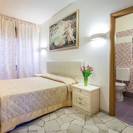 Monna Clara 2* Florence