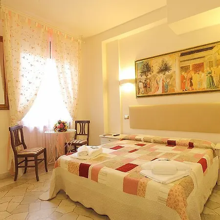 Monna Clara 2* Florencia